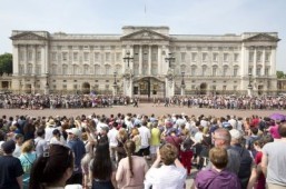 Media frenzy in London as ‘Great Kate Wait’ nears end