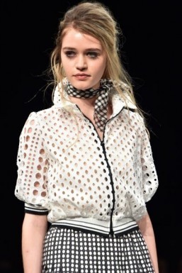 Beauty tutorials: 60s-inspired looks from the Japanese runway