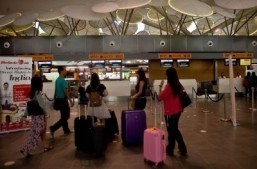 New Malaysian budget airport opens amid MH370 mystery