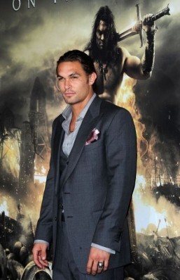 Jason Momoa joins ‘Batman v Superman’ as Aquaman