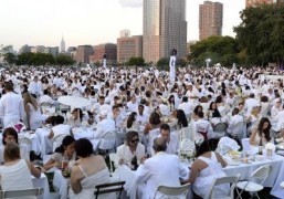 Dinner in White tradition sparkles again in New York