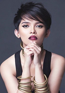 Did Matteo ever court KZ Tandingan?