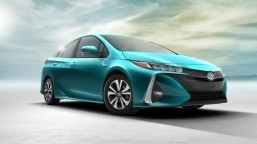 Toyota unleashes new Prius Prime