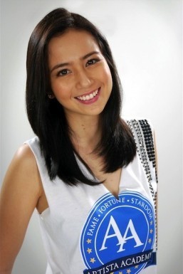 Sophie denies plan to leave TV5, but is open to options