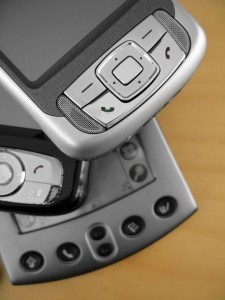 How to choose a smartphone (tech, specs, features explained)