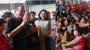 Aquino assures typhoon victims of long-term assistance to help uplift their living condition