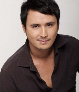 John Estrada replaces Jericho in new teleserye