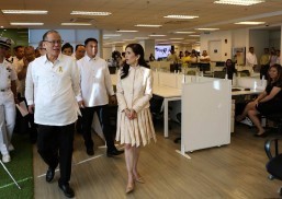 DepEd gets biggest chunk of 2016 budget in preparation for K to 12