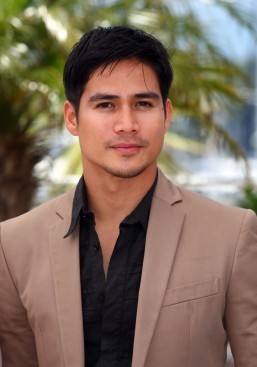 No more heartthrob roles for Piolo