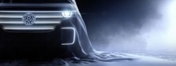 Car companies making the connection at CES