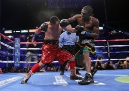 Unbeaten Walters KOs Donaire for title