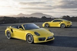 Porsche Turbo to muscle in on the Detroit auto show