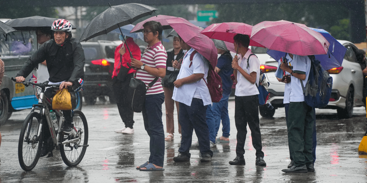 WET WEEKEND