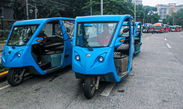 ‘LIBRENG SAKAY’