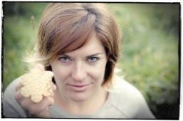 5 habits to adopt before, during and after skiing from ski champion Marion Rolland