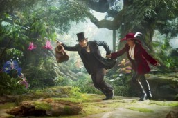 ‘Oz’ conjures up more N. America box office magic