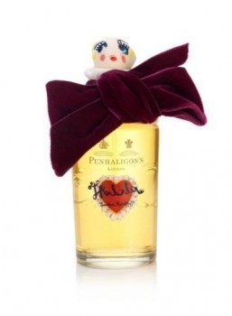Meadham Kirchhoff & Penhaligon’s: behind the scenes for Tralala