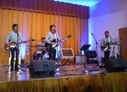 Consulate attends fundraising concert of REO Brothers of Tacloban