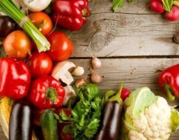 Fruits and vegetables for weight management: which ones are best?