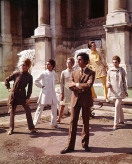 Art agenda: Italian fashion, Pilgrim/Roy quilts, Wang Gongxin